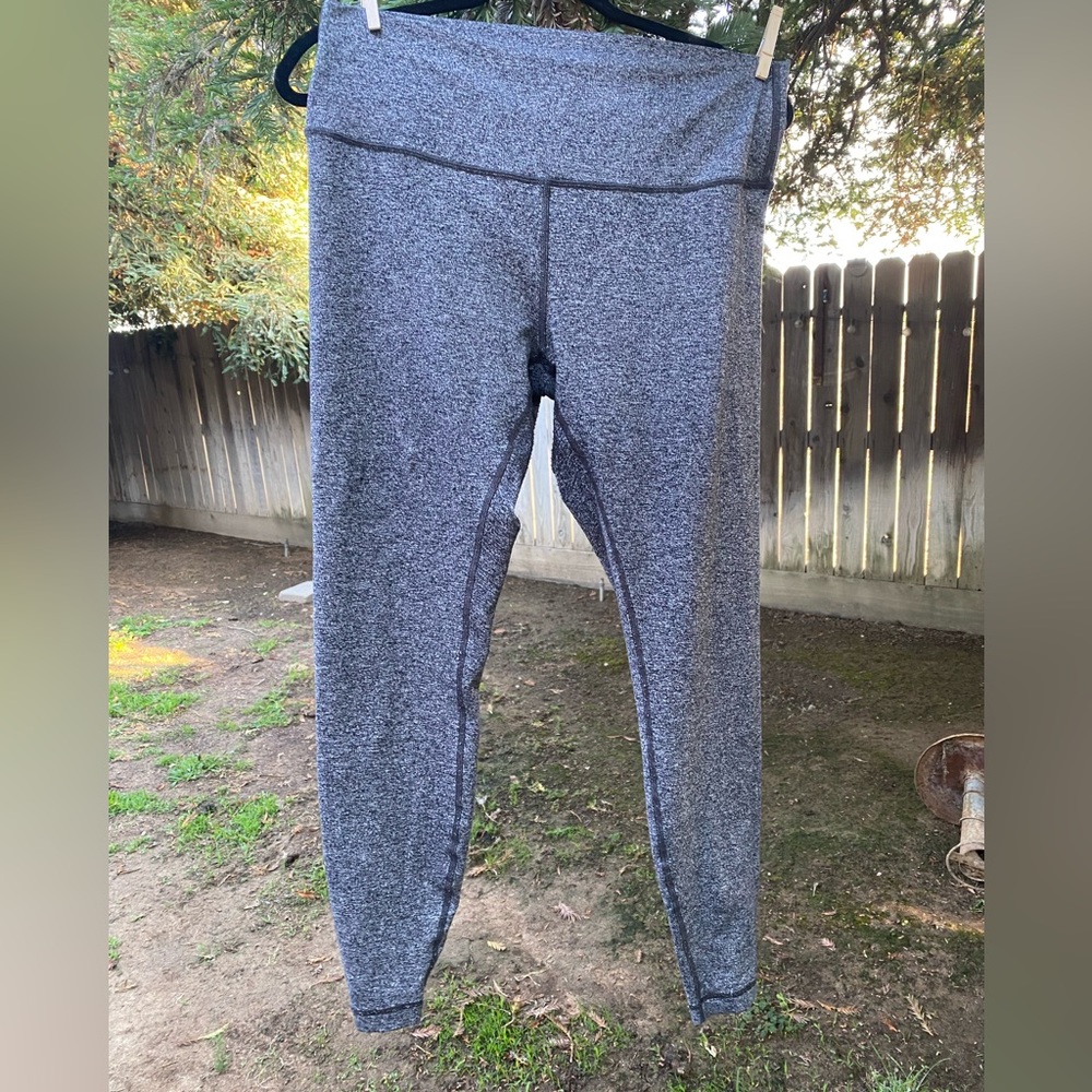 Lululemon size 12 Align leggings heathered / speckled grey